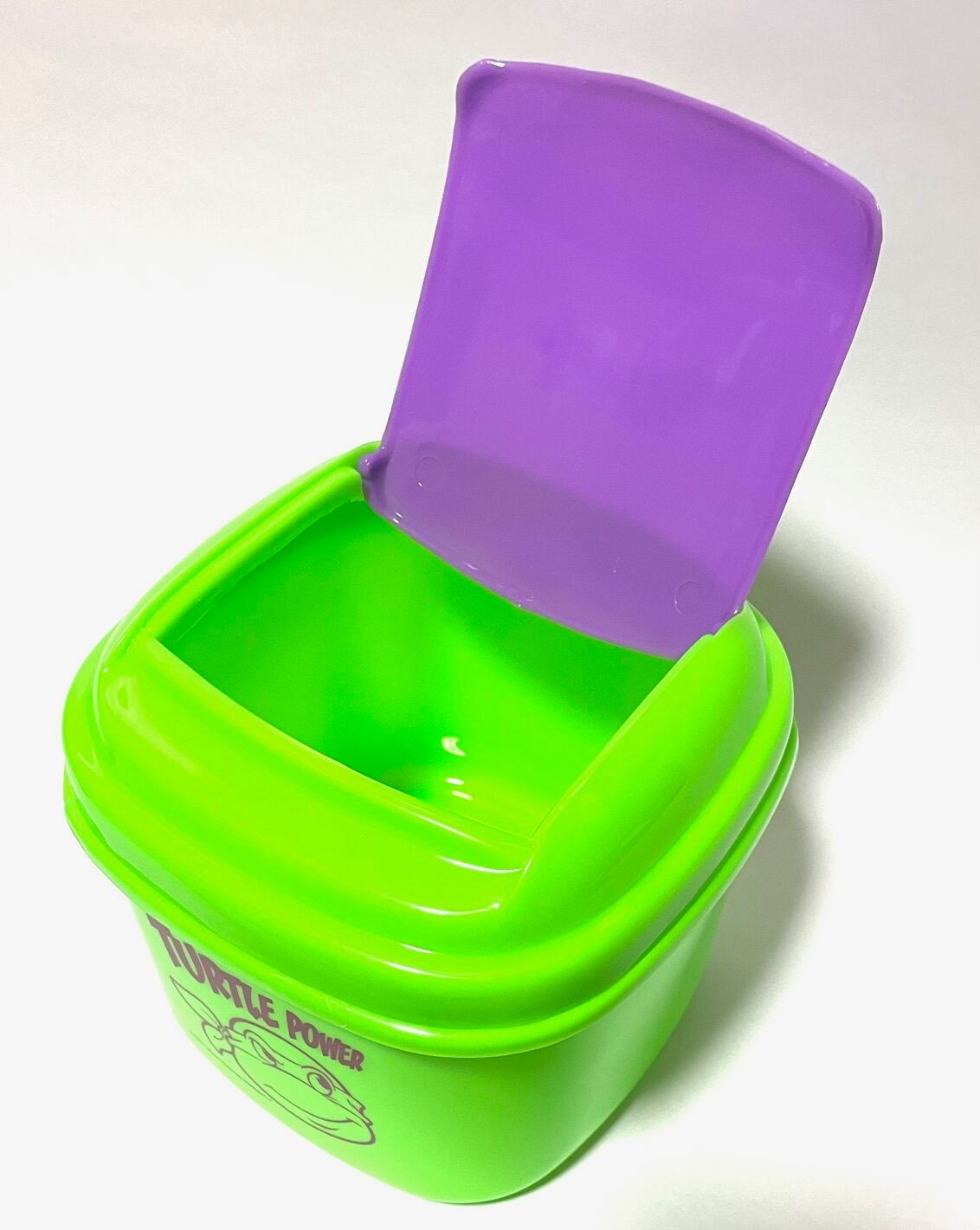 TEENAGE MUTANT NINJA TURTLES ミュータントタートルズ 2L DUST BOX