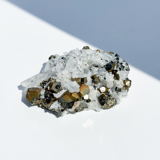 クリアクオーツwithパイライト 原石15◇Clear Quartz with Pyrite◇天然石・鉱物・パワーストーン
