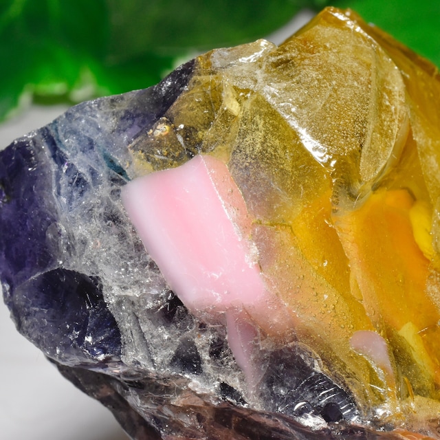 シエラネバダ産 アンダラクリスタル原石 パープルクラッシュゼリーマルチカラー