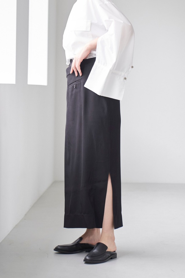 Odd Long Skirt - BLACK