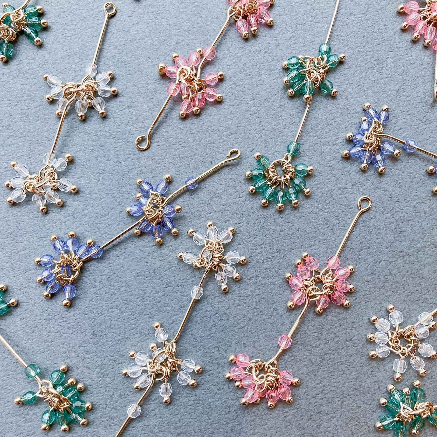 再入荷〉小花ビーズつながりチャーム | Dua-アクセサリーパーツショップ