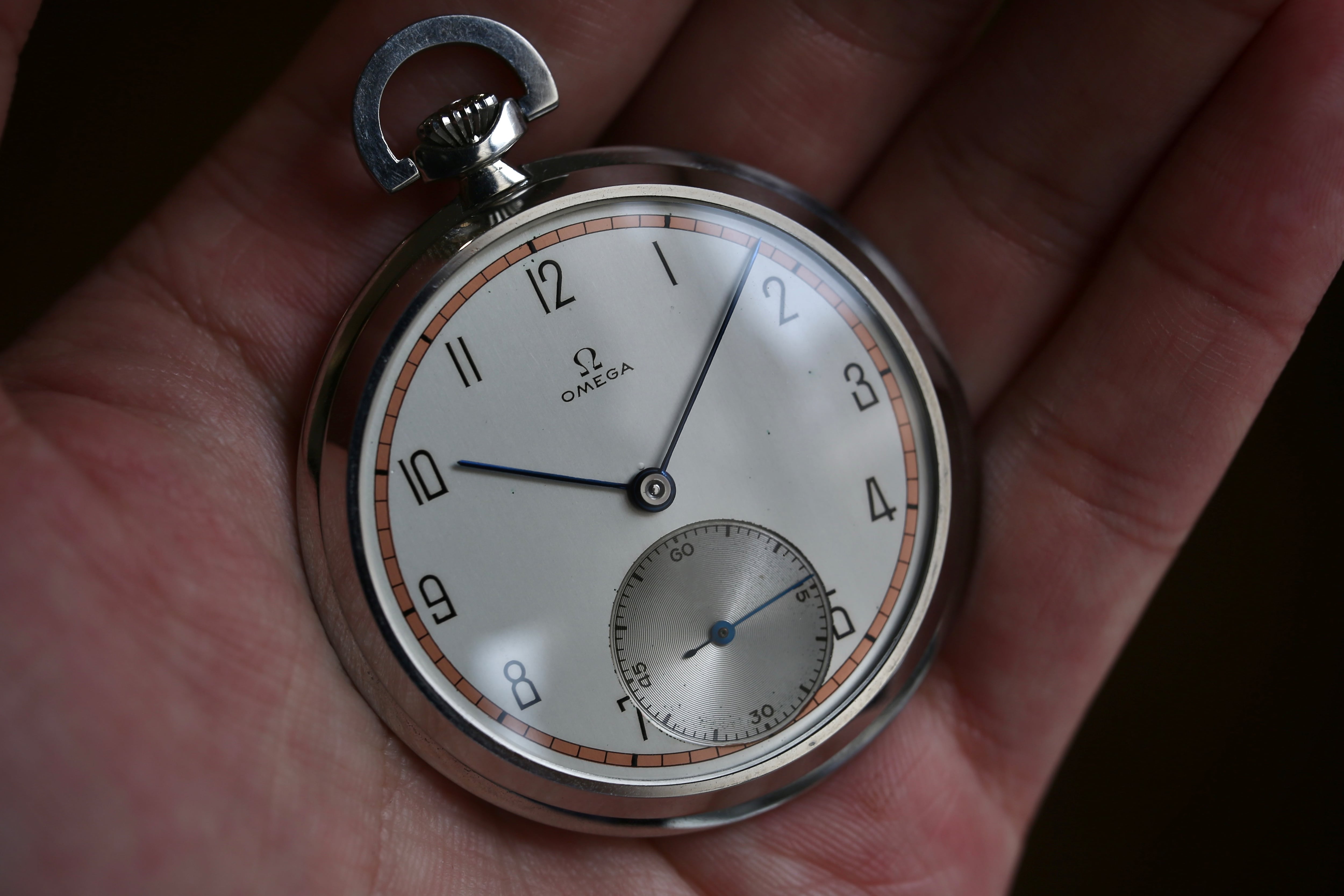 【OMEGA】1940年製 オメガ 懐中時計 『スイス・スタイル』 レッドカッパーダイヤル ブルースチール針 フルアラビア数字 OH済み / vintagewatch / pocket watch / hand winding