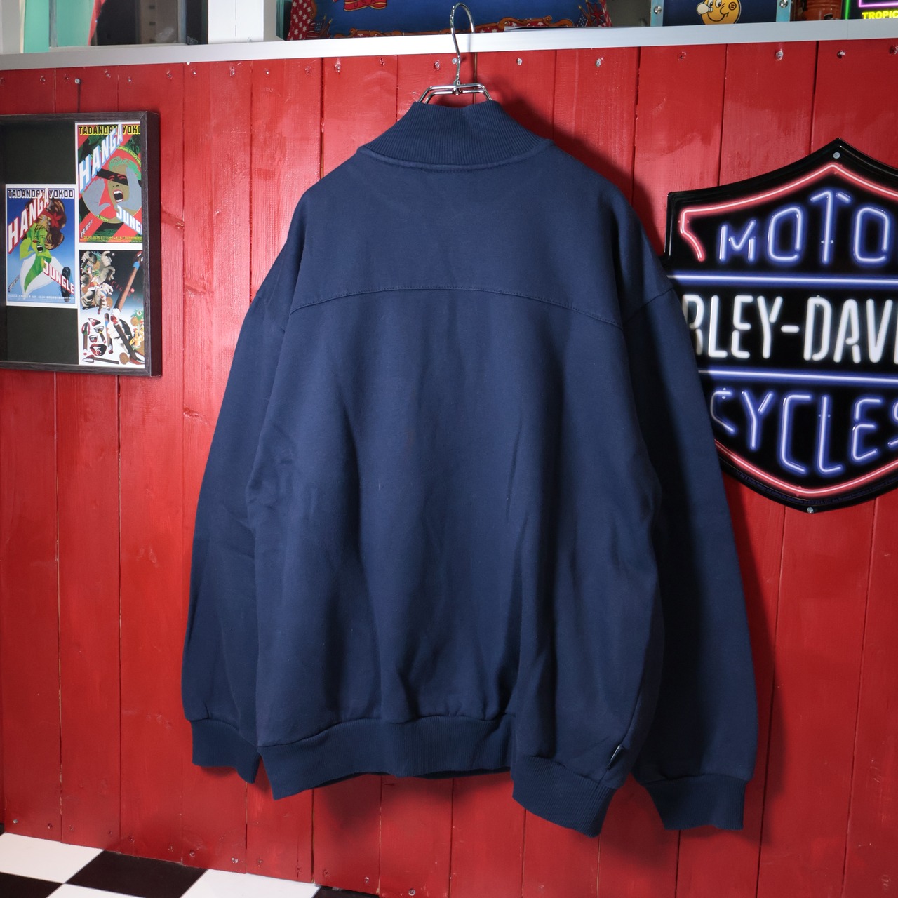 UMBRO ハーフジップスウェット　刺繍ロゴ　ワンポイント　ネイビー　アンブロ