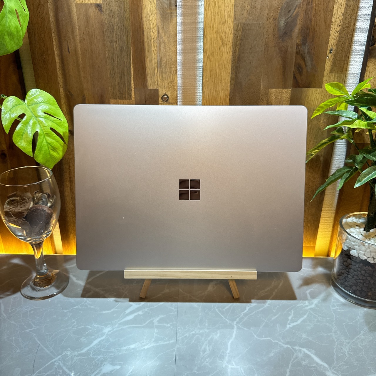 オススメ‼️Surface Laptop 4/Corei5 第10世代/メモリ8GB/SSD25GB/タッチパネル式/ノートパソコン