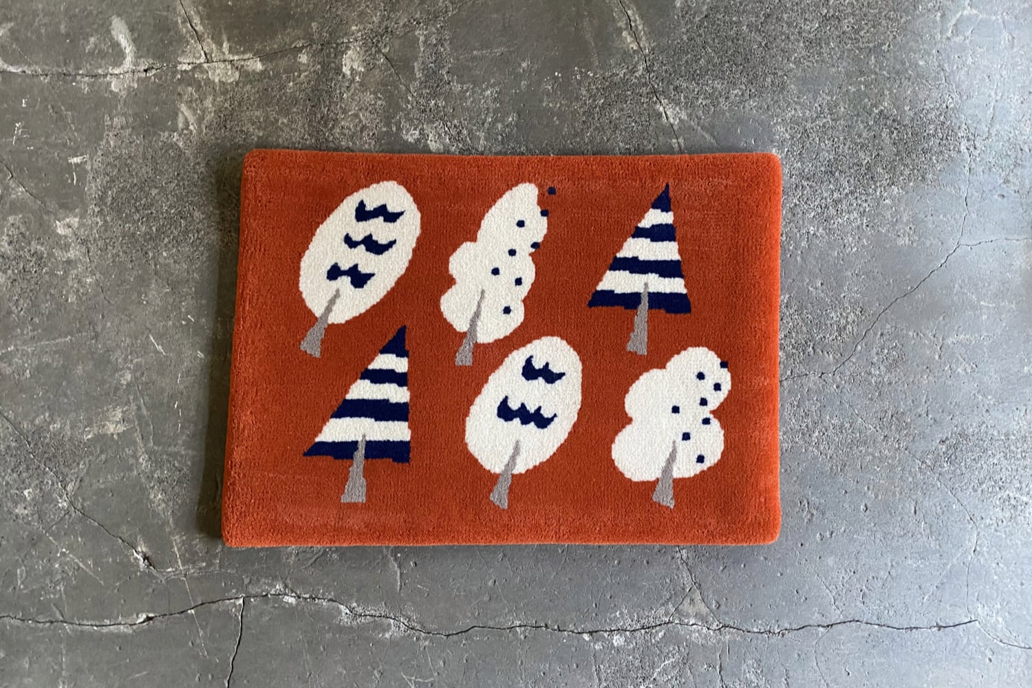 米沢緞通・滝沢工房｜Yonezawa-Dantsu・Takizawa-Kobo