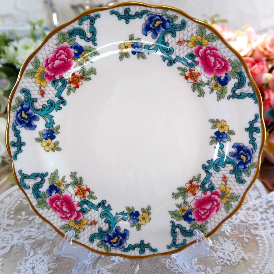 023ロイヤルドルトン プレートセット金彩 DOULTON 未使用 【公式通販】