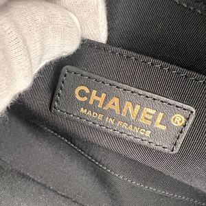 【最終処分SALE】CHANEL シャネル ココマーク  レザー ショルダーバッグ ブラック A-11977