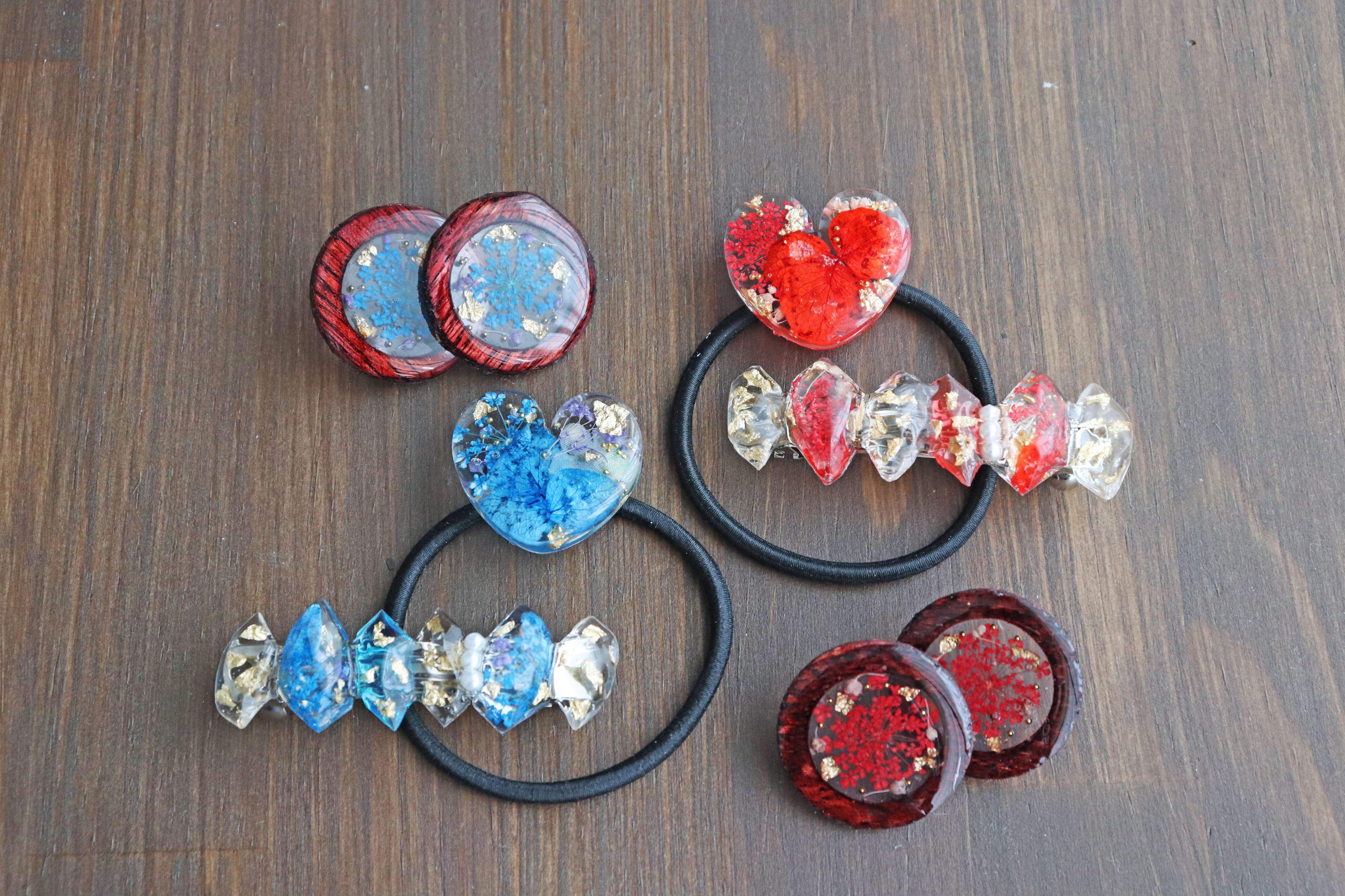 リリィ様専用☘レジンヘアゴム.ブローチ☘ハンドメイド手描きNo.80