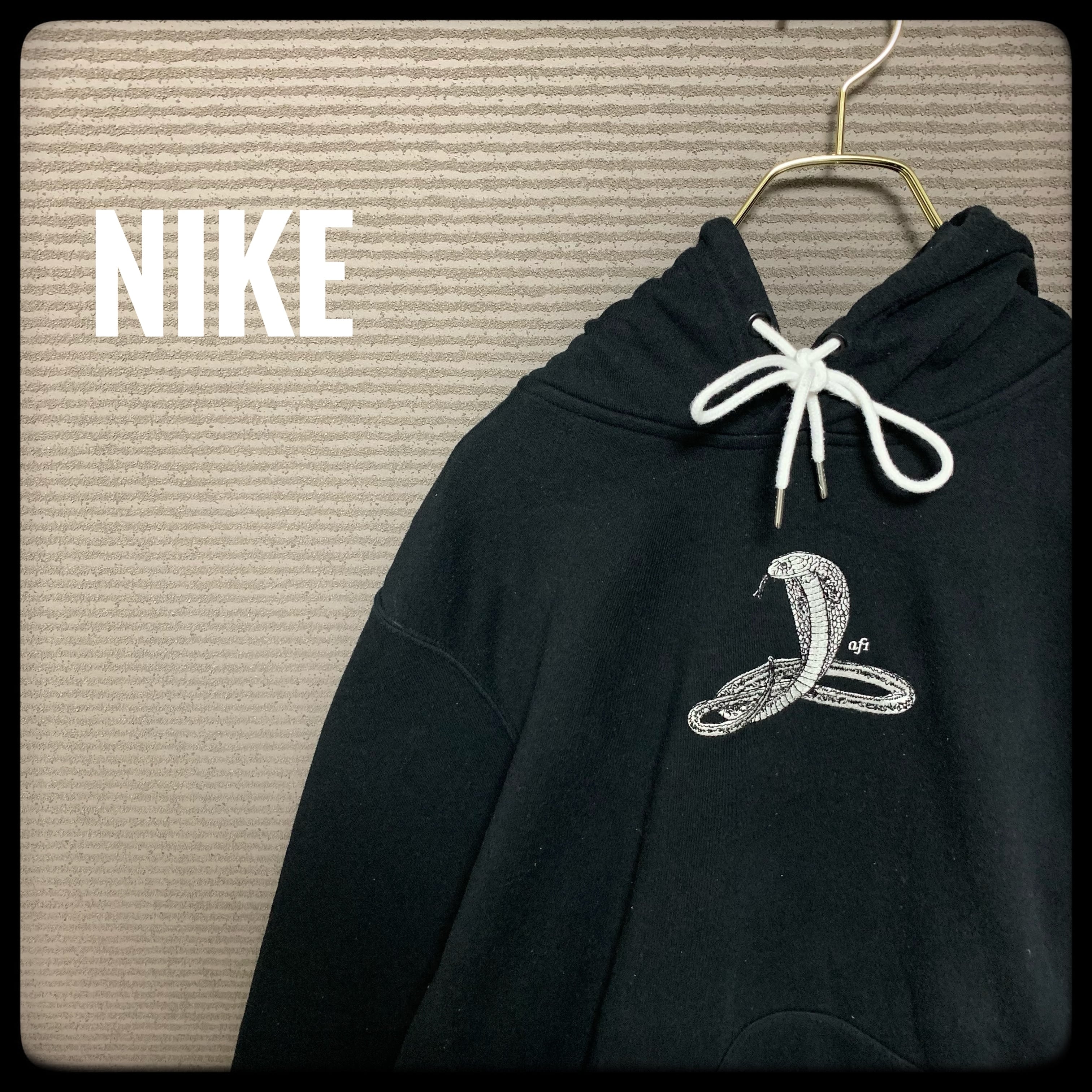 【希少デザイン】NIKE ナイキ AF1 パーカー 刺繍ロゴ 古着 L