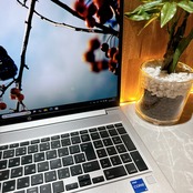 準美品/ HP Probook 450 G9/メモリ16GB/SSD512GB/大型液晶/i5第12世代/ノートパソコン