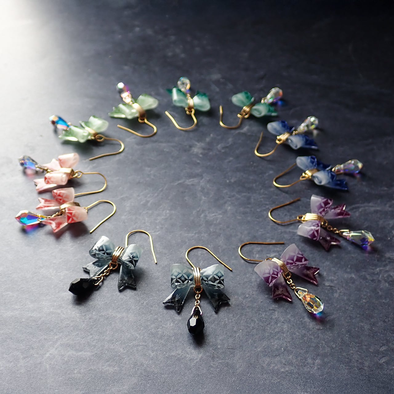 和柄リボン-切子柄-とティアドロップのイヤリング・ピアス | をりをり