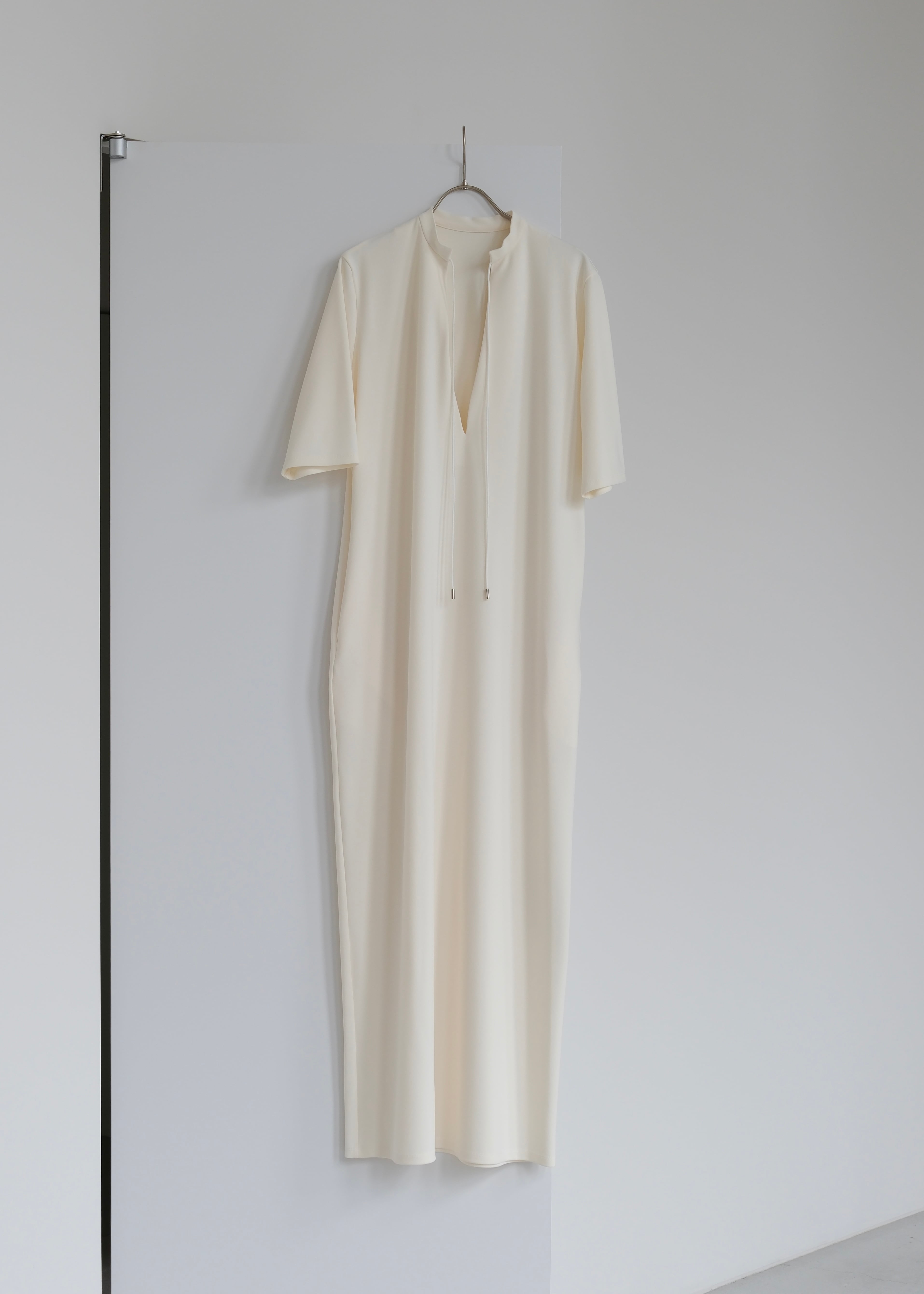 お値下げ】aere アエレ V-neck jersey one-piece 38 a4f25bc2a862ddc4adbe300909259c