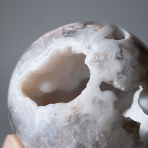 ドゥルージー アゲート ホワイト【φ5.0cm】 / スフィア