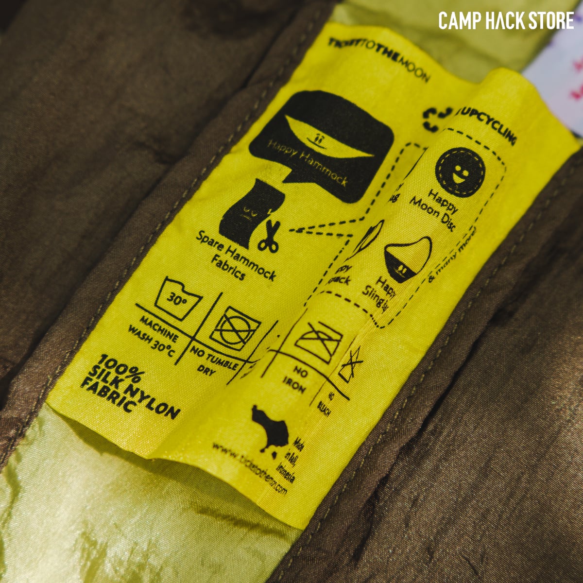 卵1個分の軽さ。ハンモック素材の肩掛け「エコバッグ」 | CAMP HACK STORE