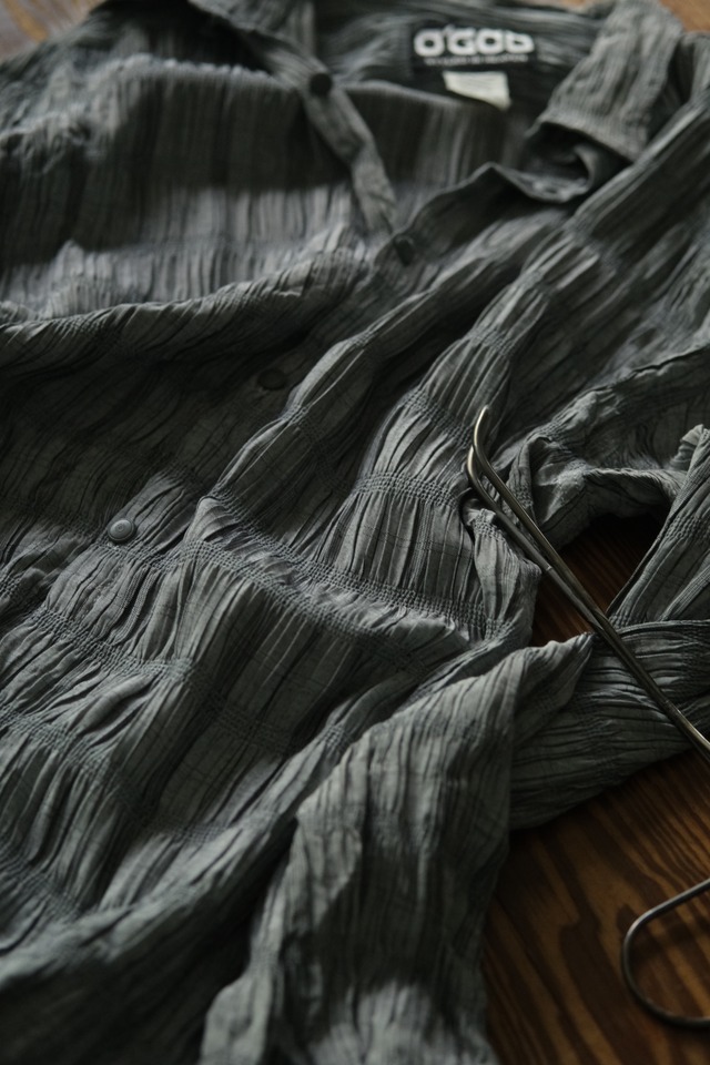 Utah／"O'GOD" rayon shirring shirt