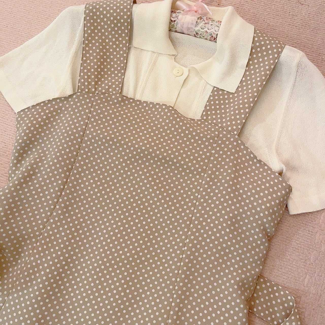 beige dot waist ribbon jumper skirt