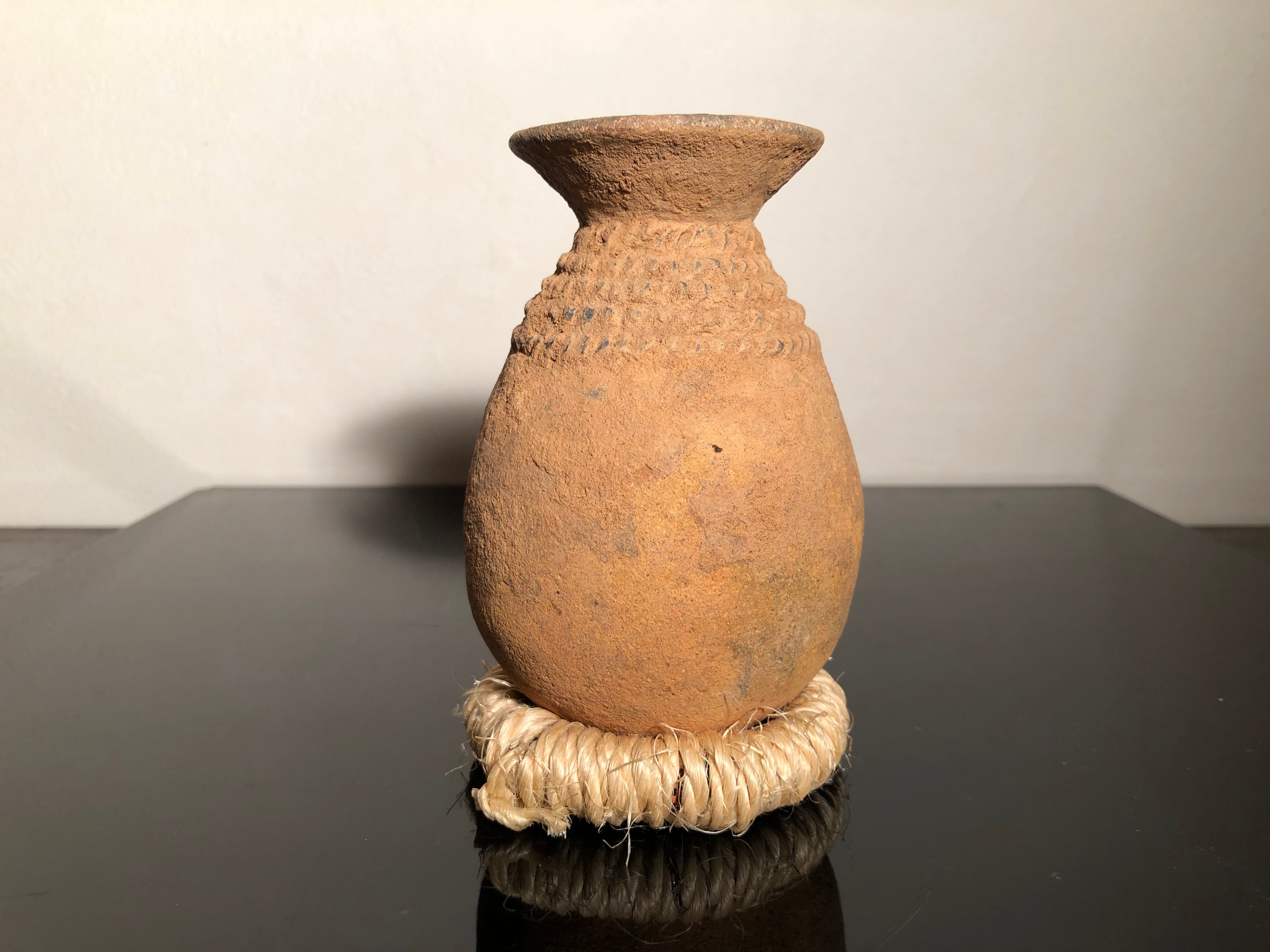 青釉黒彩紋壺 ペルシャ 15世紀 | 骨董会館 BASEオンラインショップ