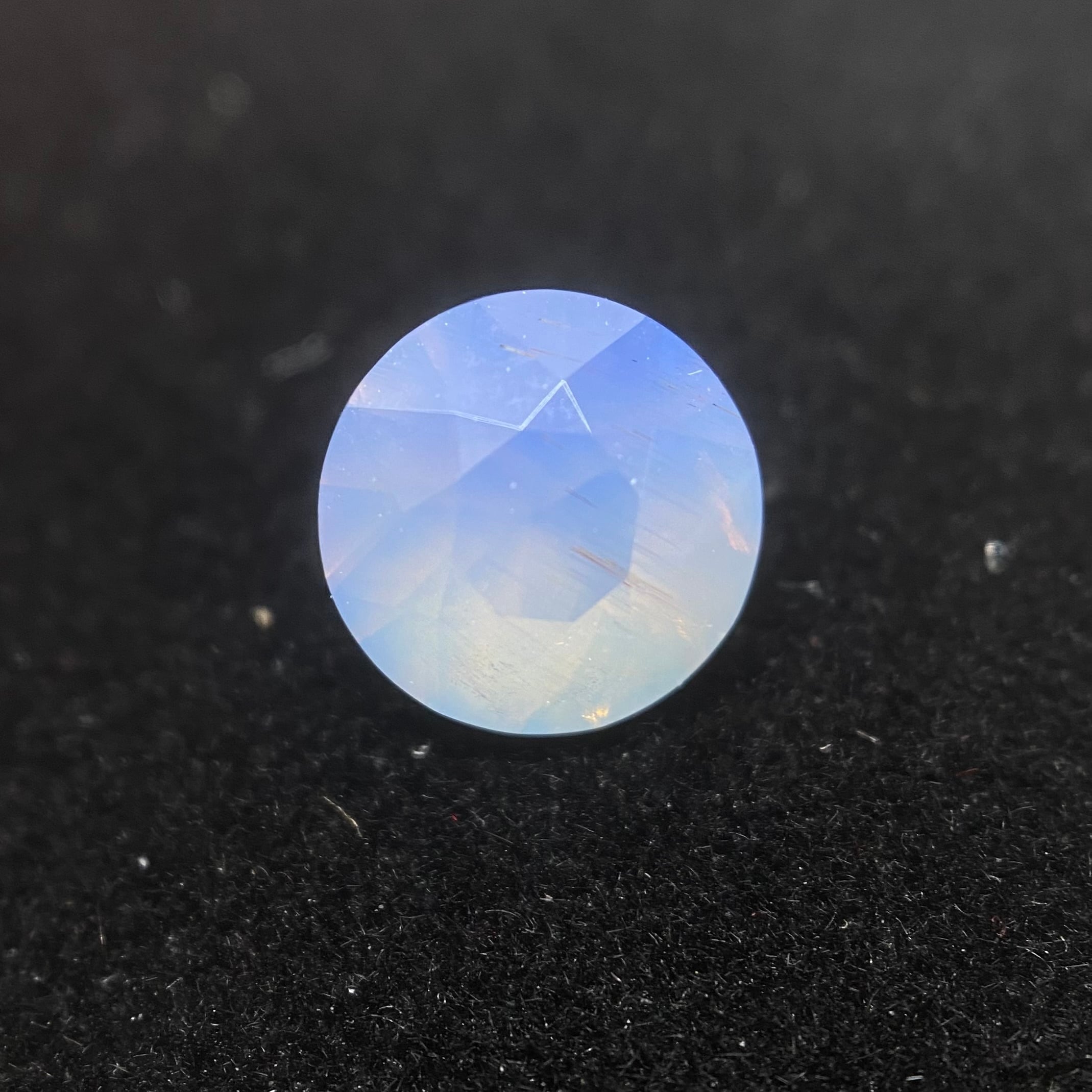 雨が止んだ空 サファイア