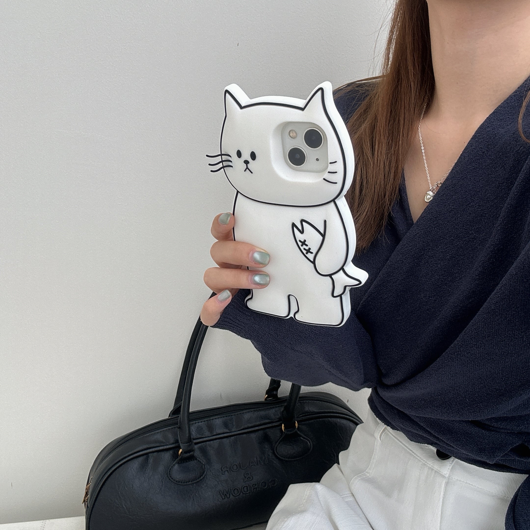 魚好き ねこちゃん iPhone 17 16 15 14 13 ケース シリコン 可愛い 猫