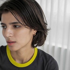 【ネコポス便】ピアス フープピアス レディース 合金 ワンタッチ 中折れ 連なりハート ハートモチーフ 2587