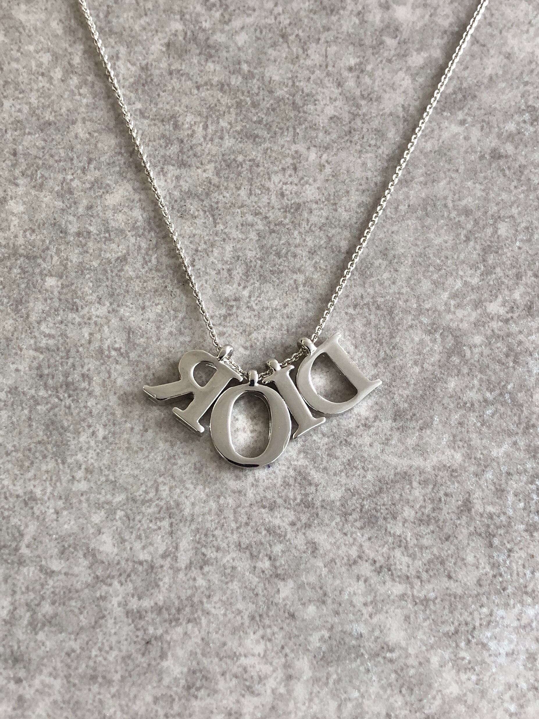 Christian Dior クリスチャン ディオール ネックレス シルバー ロゴ