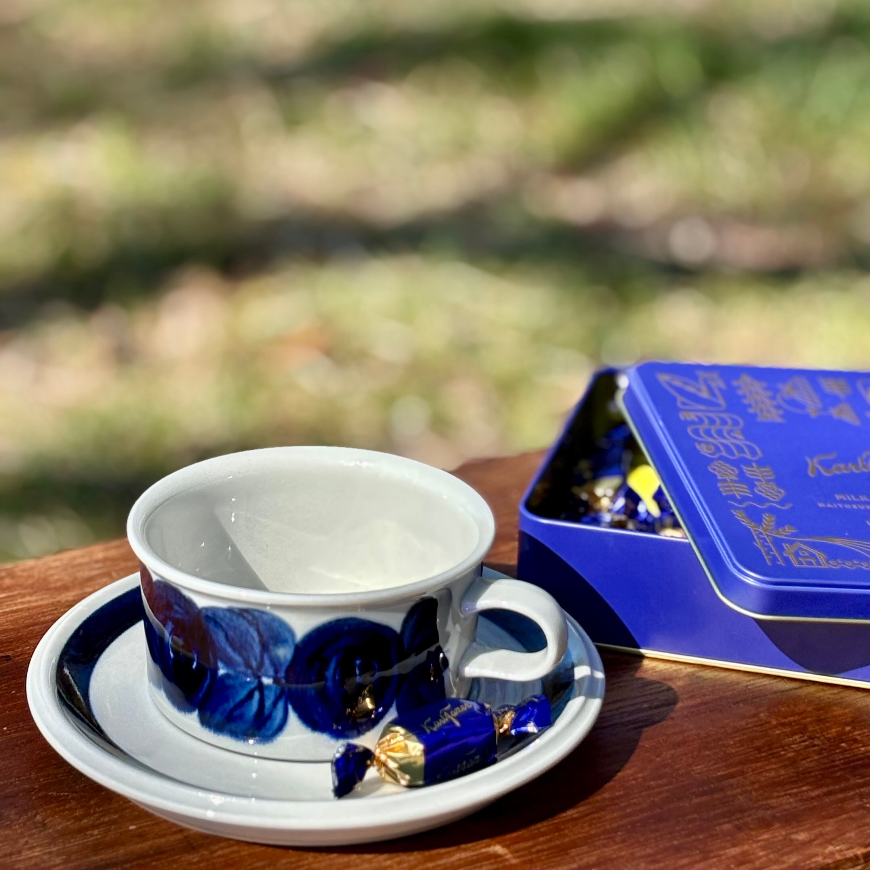 アラビア アネモネ ARABIA anemone ティーカップ＆ソーサー ウラ