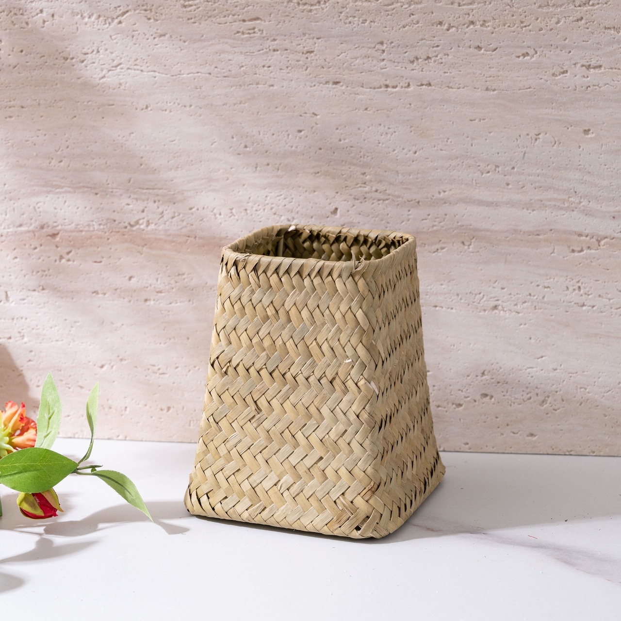 木製風 ラタン編み込みバスケット ＜3個セット＞ ︱ 花瓶 かご 収納 小物入れ 花瓶カバー ペン立て 多用途 インテリア 卓上整理 木製雑貨