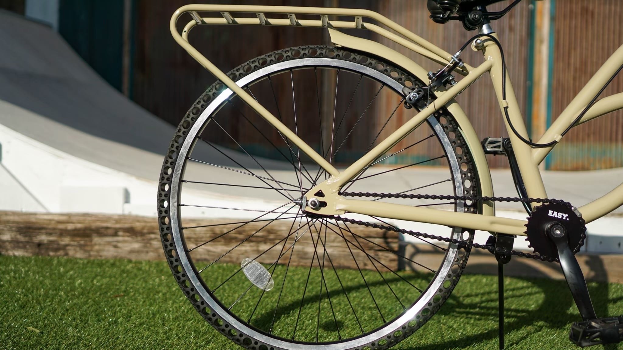 J070☆ﾉｰﾊﾟﾝｸ☆ビーチクルーザー☆EASY☆24インチ