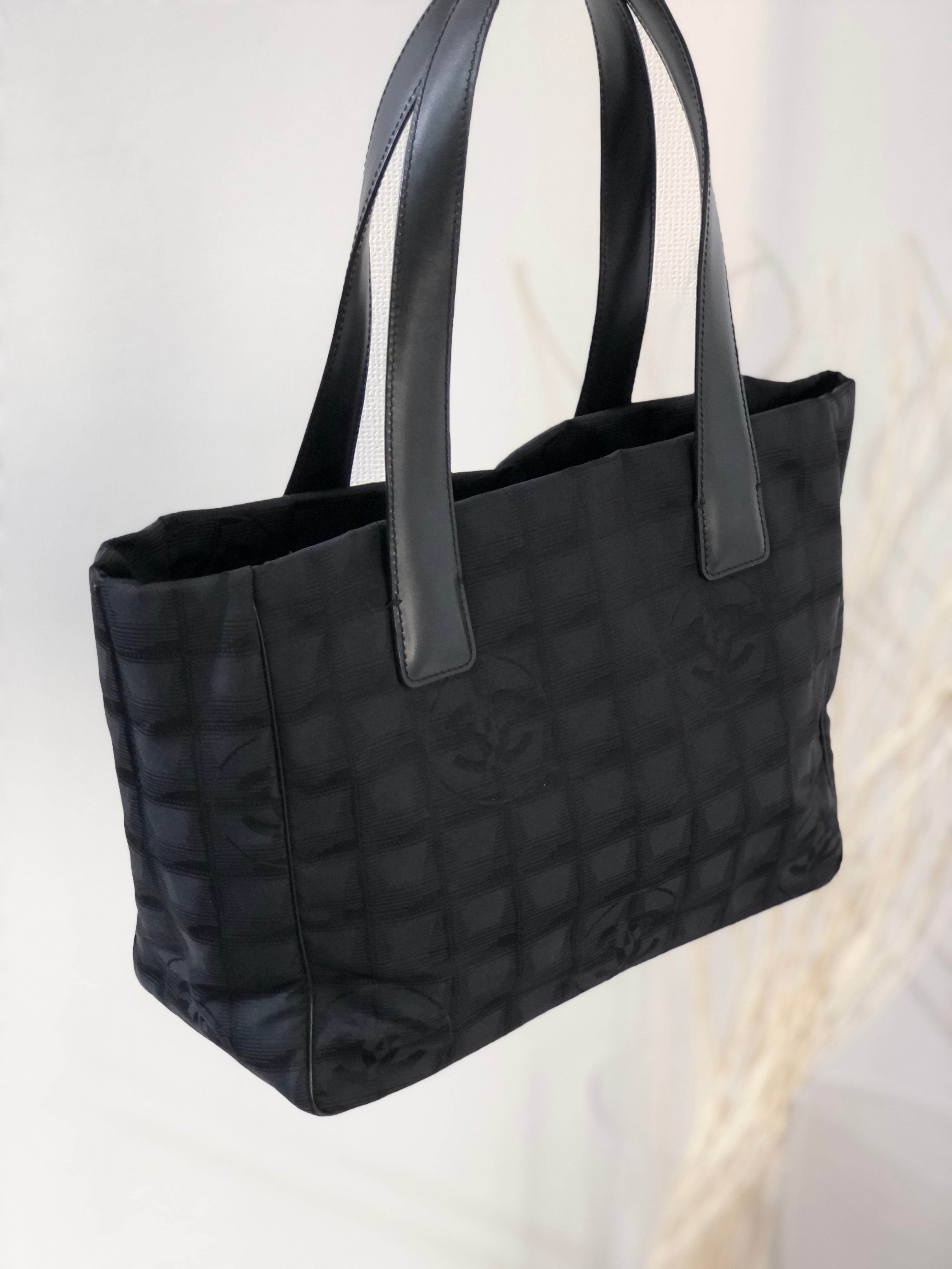 CHANEL シャネル ニュートラベルライン PM ナイロン ジャガード トートバッグ ハンドバッグ ブラック vintage ヴィンテージ オールド  8yw4tz | VintageShop solo powered by BASE