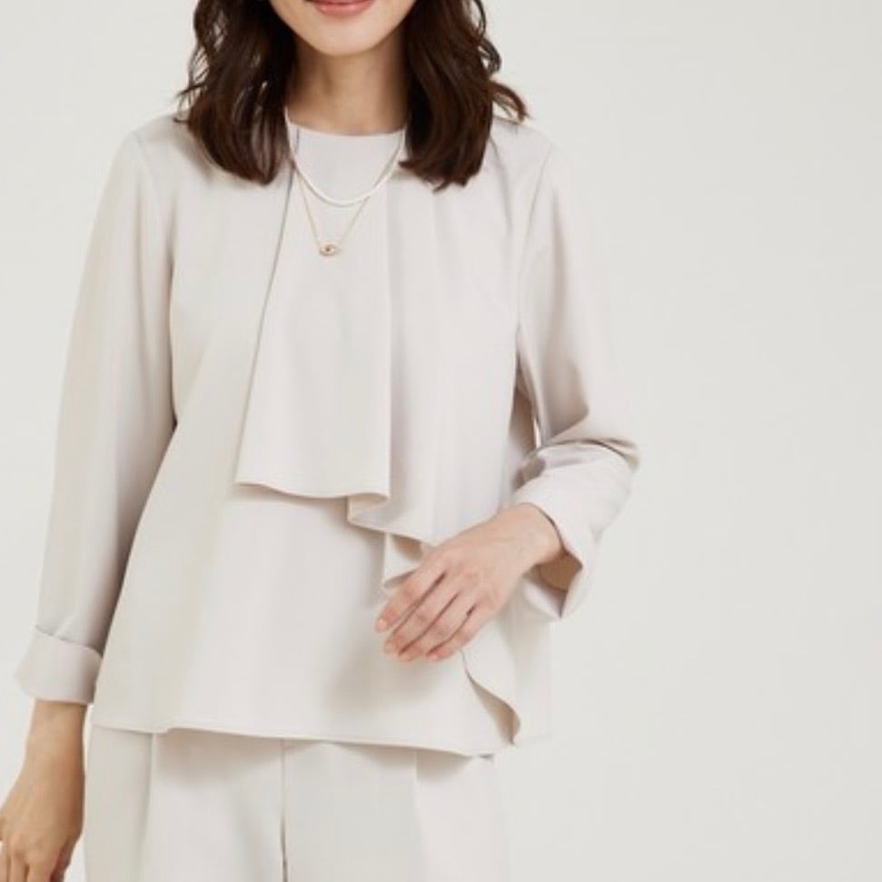 《ご予約〆切 2/11(水)まで・入荷お渡し3月上旬頃》【 abahouse 】タックフレアーブラウス