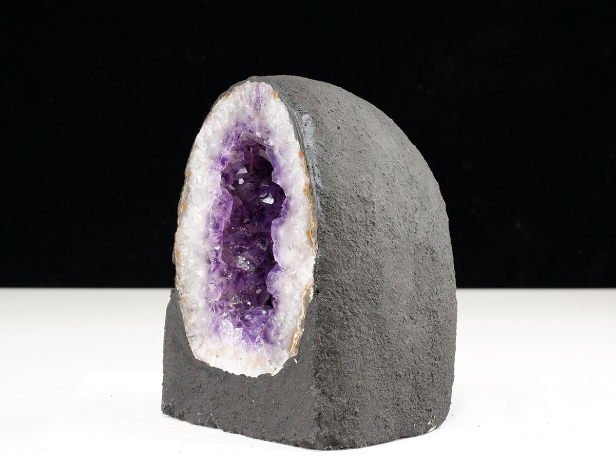 1.6Kg アメジストドーム ウルグアイ産 アメジスト ドーム ジオード