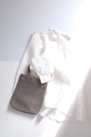 Hand-woven mini bag / bird's-eye Black