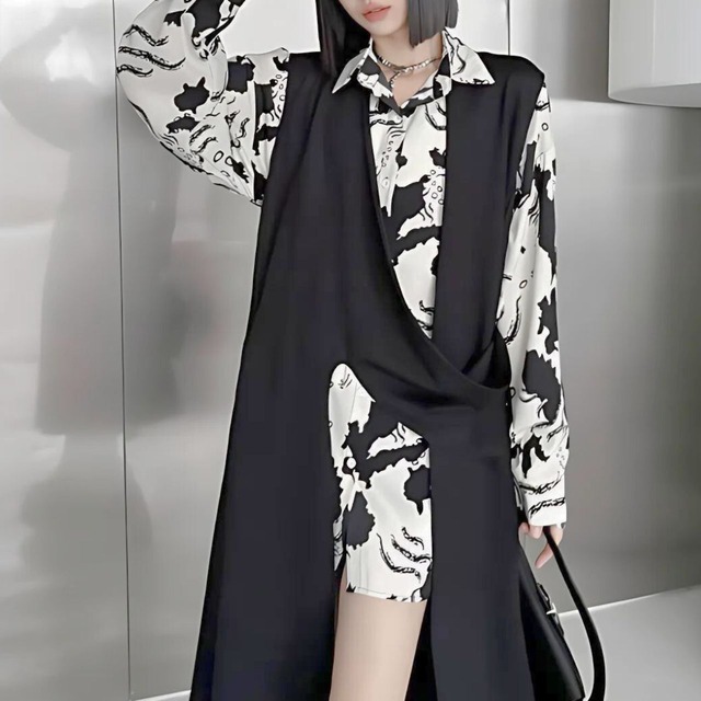 Asymmetrical long gilet  C0080