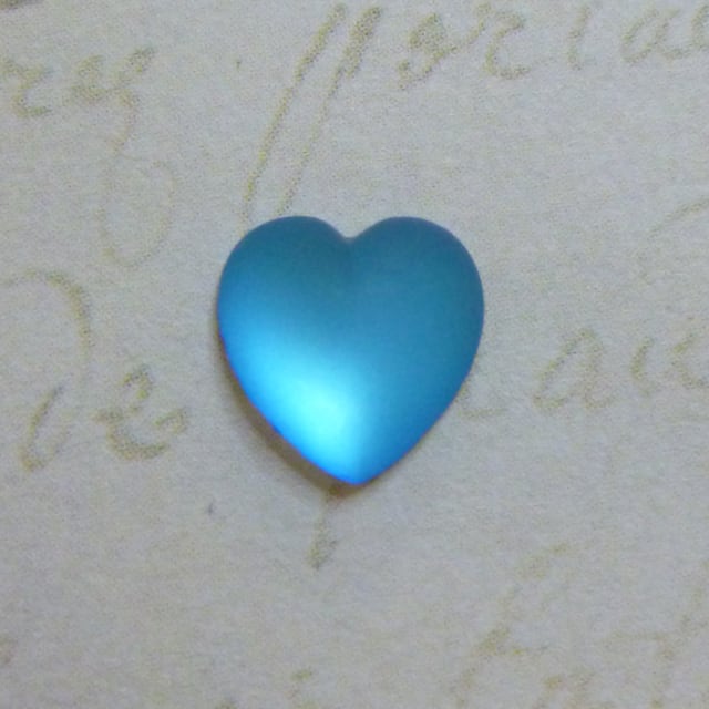 ハートのフロストガラスカボション 8㎜ バミューダブルー | rue Sepia