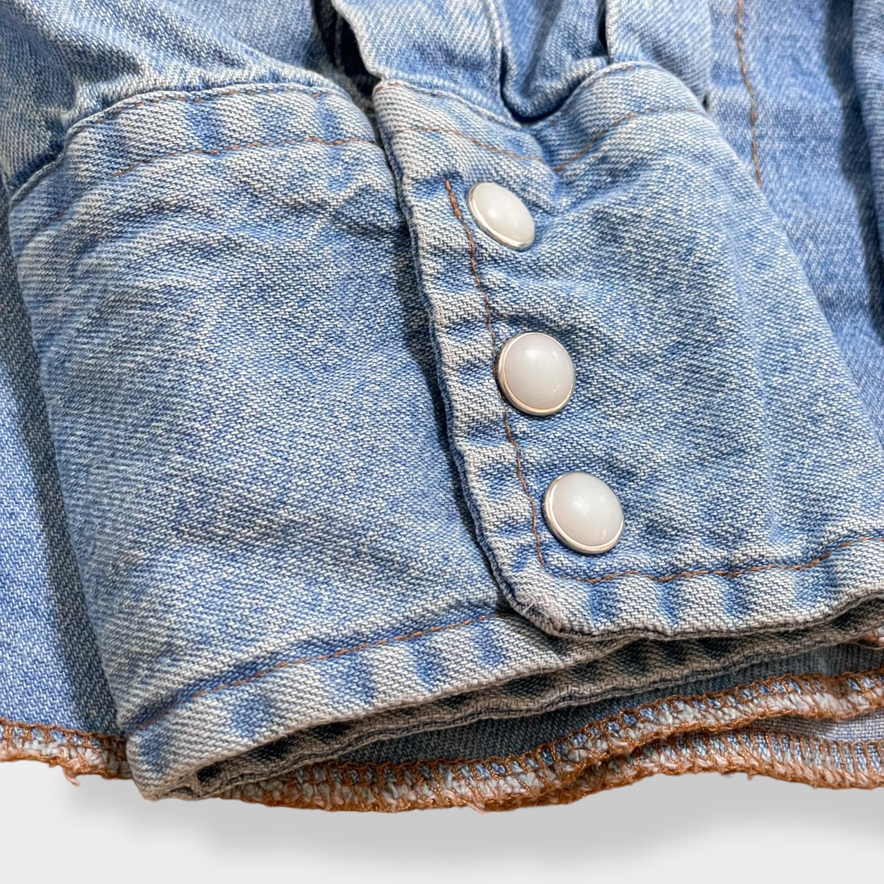 【Wrangler】ウエスタンデニムシャツ デニムシャツ ウエスタンシャツ ショルダーヨーク フラップポケット XLT ビッグシルエット ラングラー 胸パッチ us古着