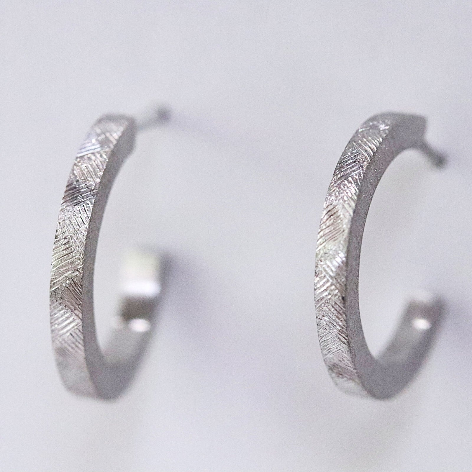 SV フープピアス