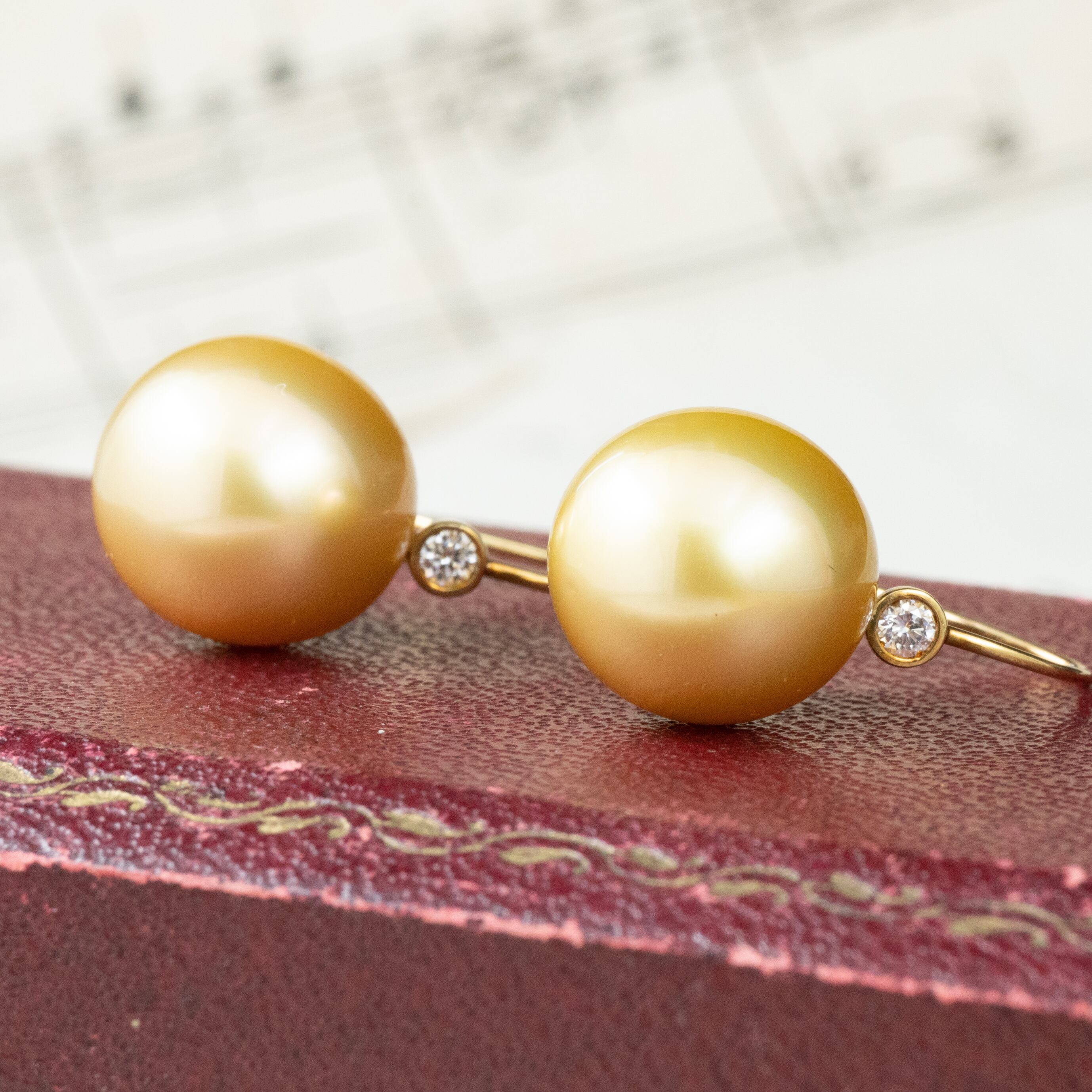 日本の作品】K18 白蝶貝 ゴールデンパール 12.2-12.4mm