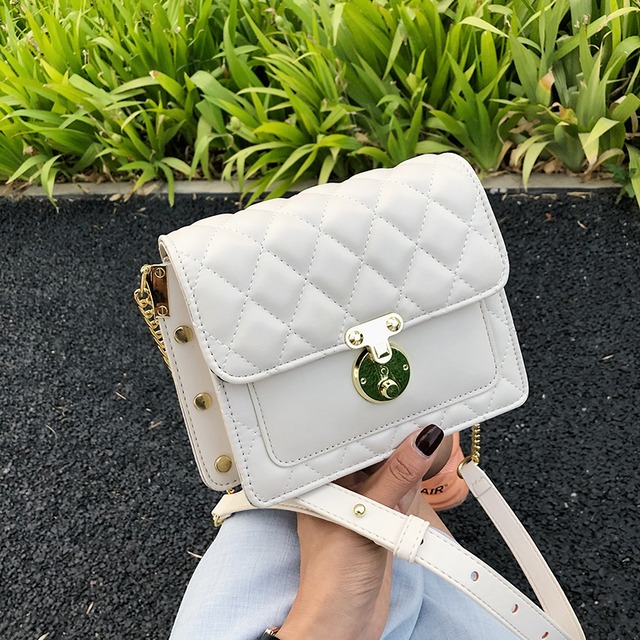 テクスチャ小さなバッグ女性バッグ2020新しいトレンディなワイルドダイヤモンドチェーンショルダーメッセンジャーバッグネット赤小さな正方形バッグ Tiancai_Wing_Bag0326567