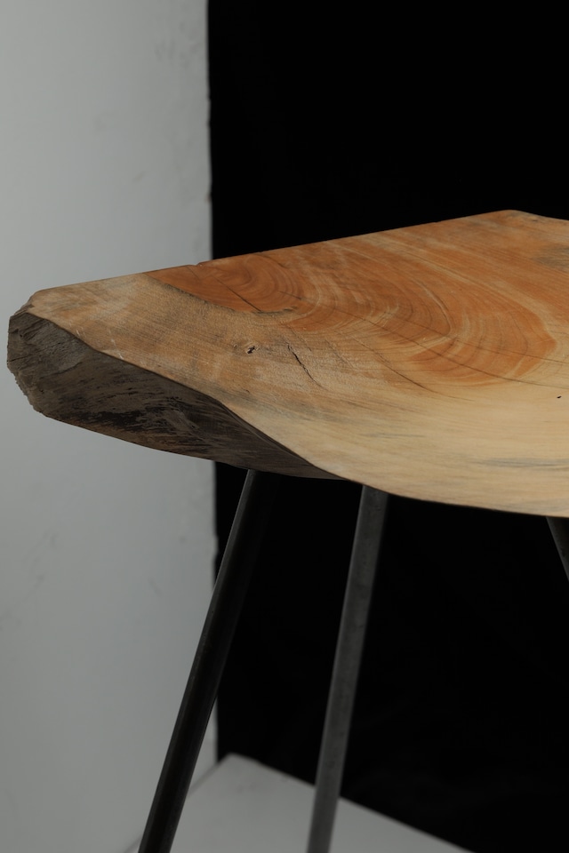 Side table "栃"