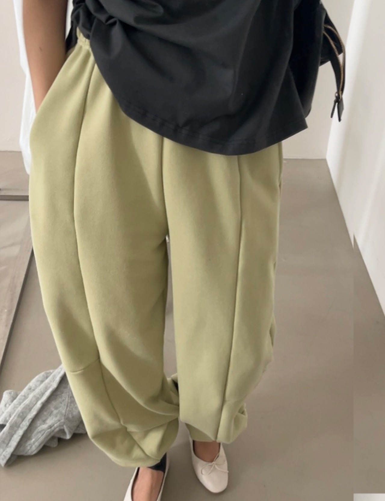 【新作5％OFF・3日間】Center-line Jogger Pants_3colors