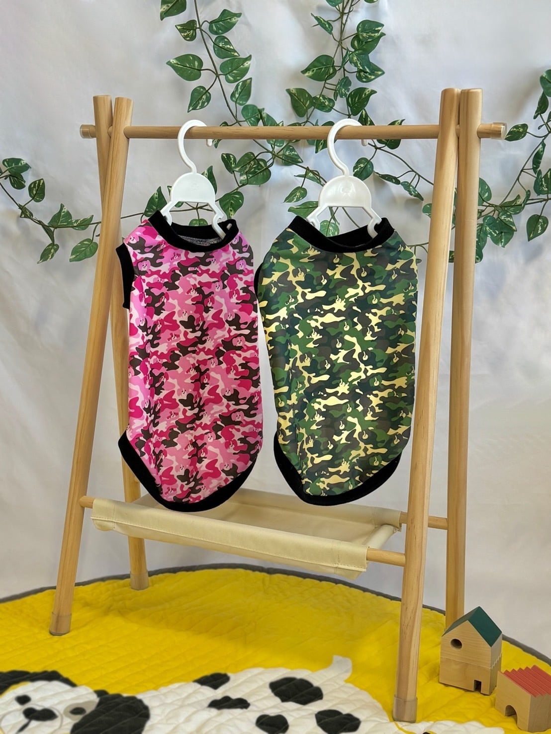 迷彩ビーグル柄トップス