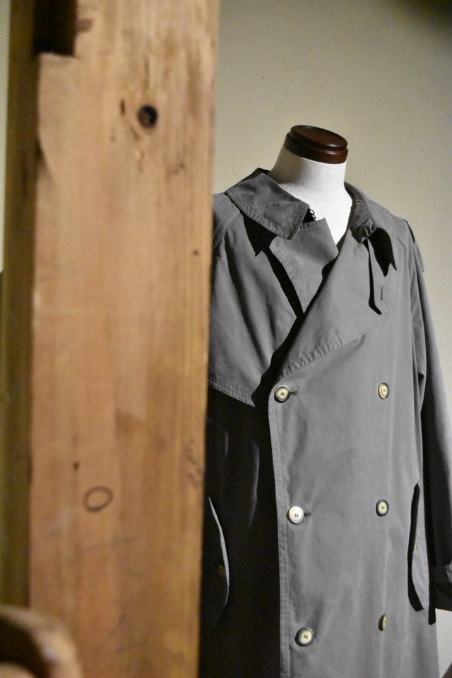 "HUGO BOSS" 1980s Dark blown trench coat