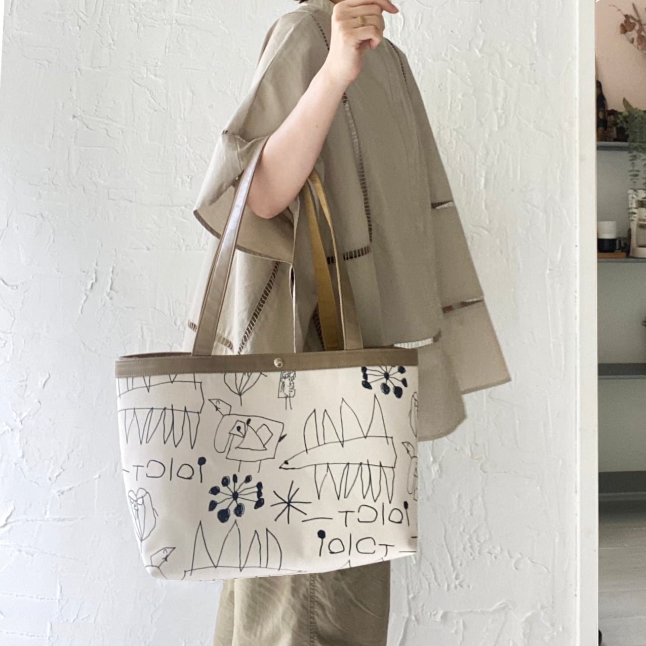 ミディアムトートバッグ◇キャンバス | リトルピカソ ｜子どもの絵で