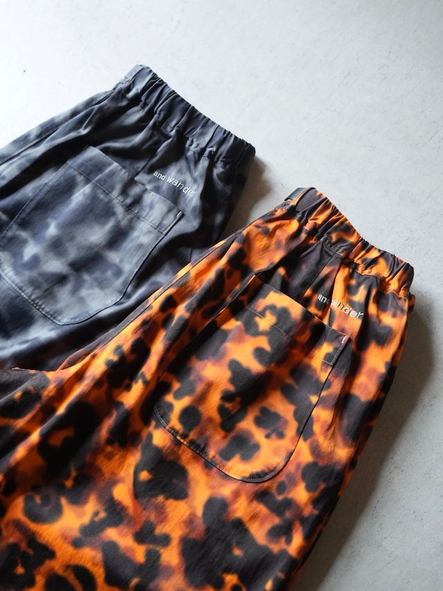 and wander アンドワンダー【 Printed Satin Pants 】