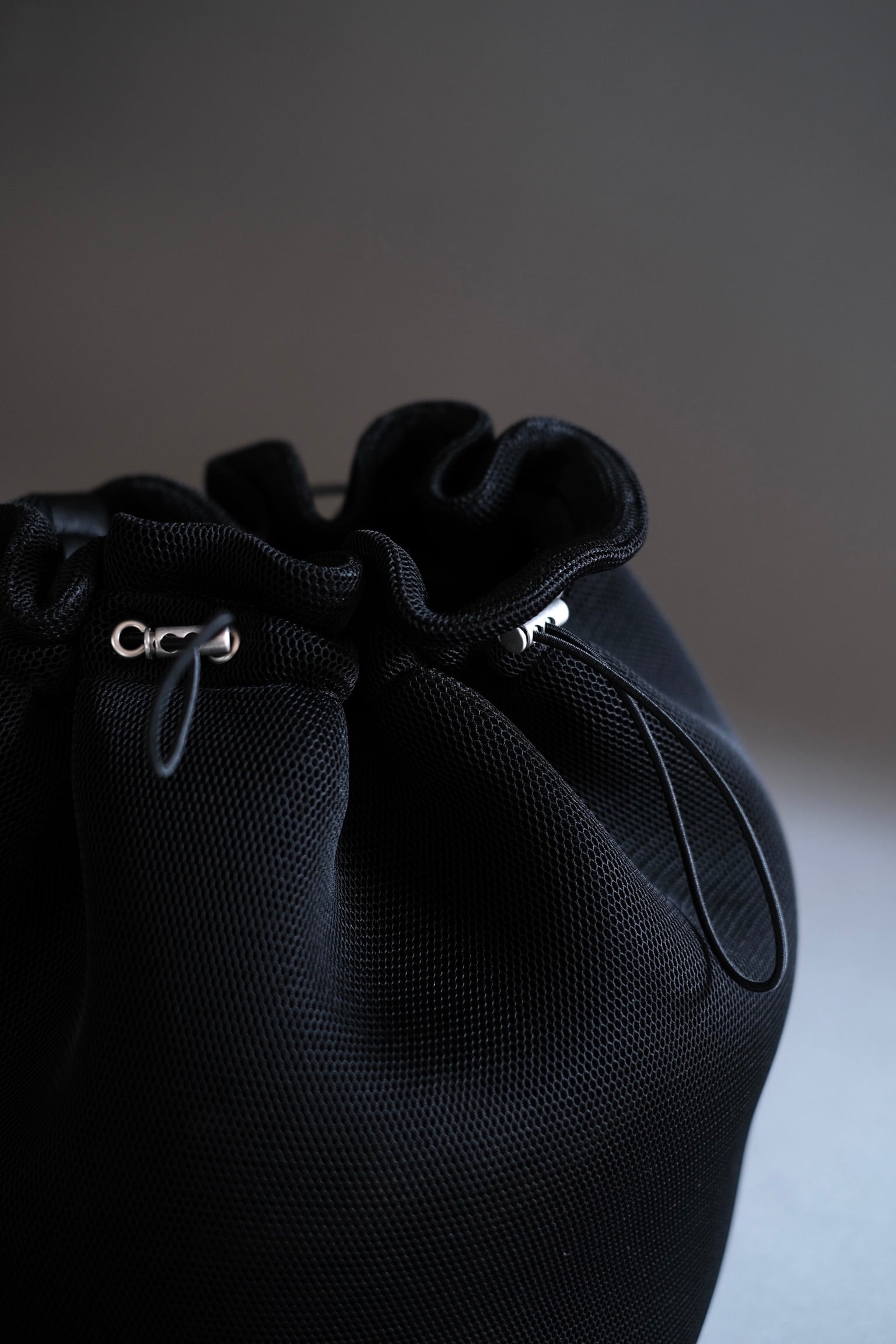 OMAR AFRIDI / POUCH A | LIVING OMAR AFRIDI / POUCH A | LIVING
