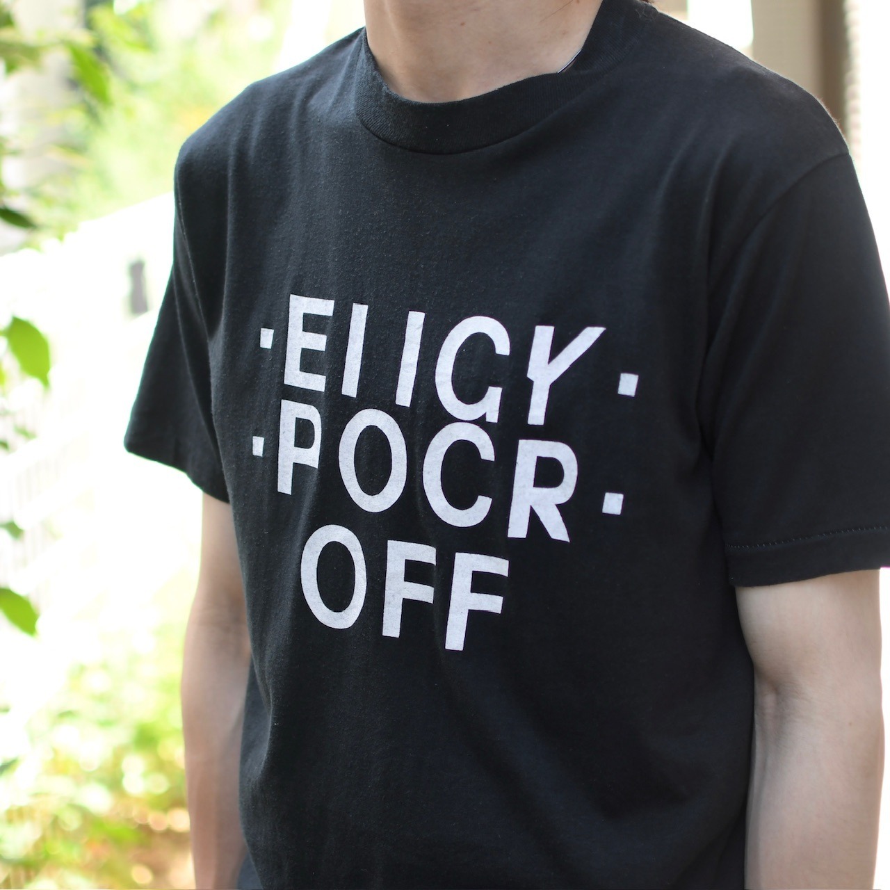 90's fuck off print tee