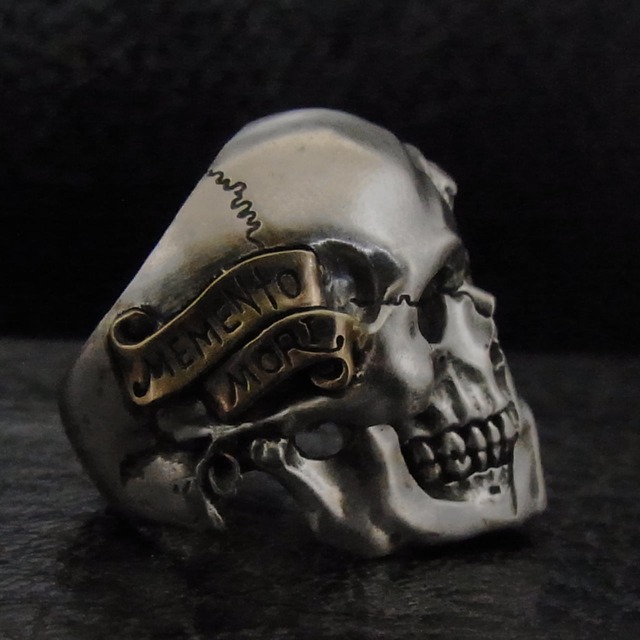 MEMENTOMORI Ring | BLIND RABBIT