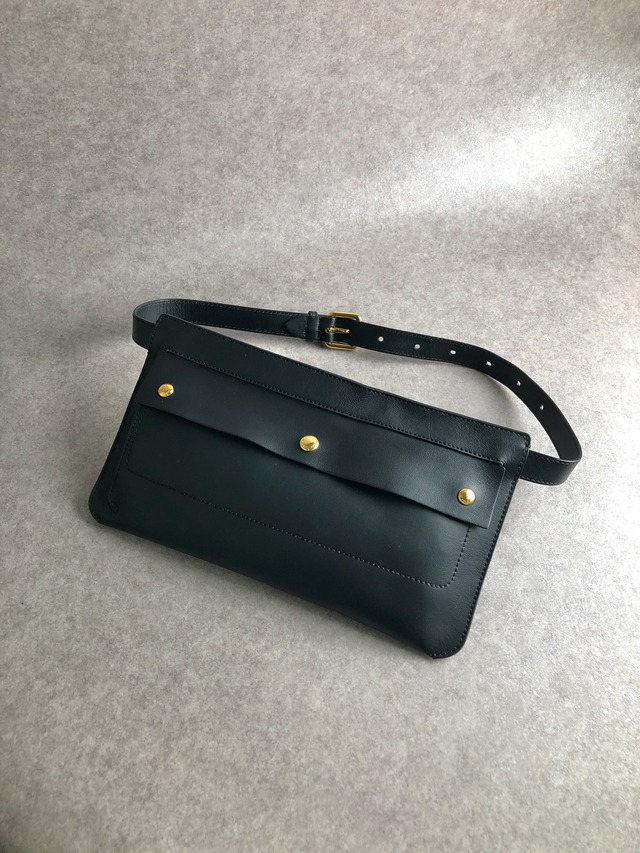 BURBERRY バーバリー ウエストバッグ ブラック レザー  vintage ヴィンテージ オールド 5y6wh2
