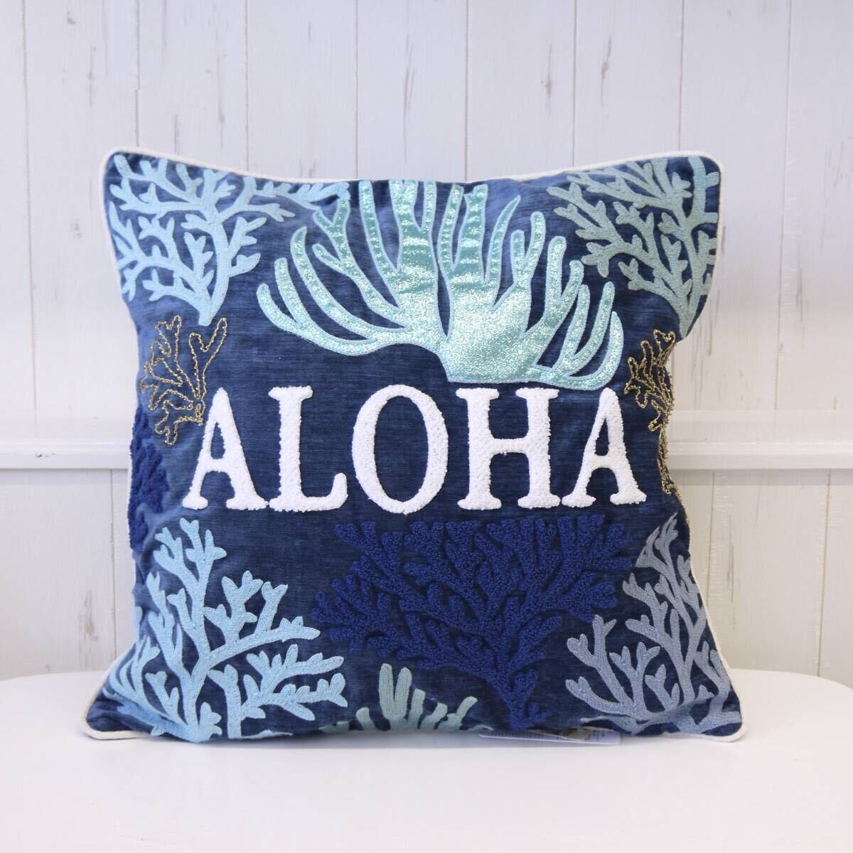 ★ハワイアン雑貨★コーラル エンブ クッションカバー/刺繍 アップリケ/ギフト/プレゼント<ブルー×ブルーコーラル>