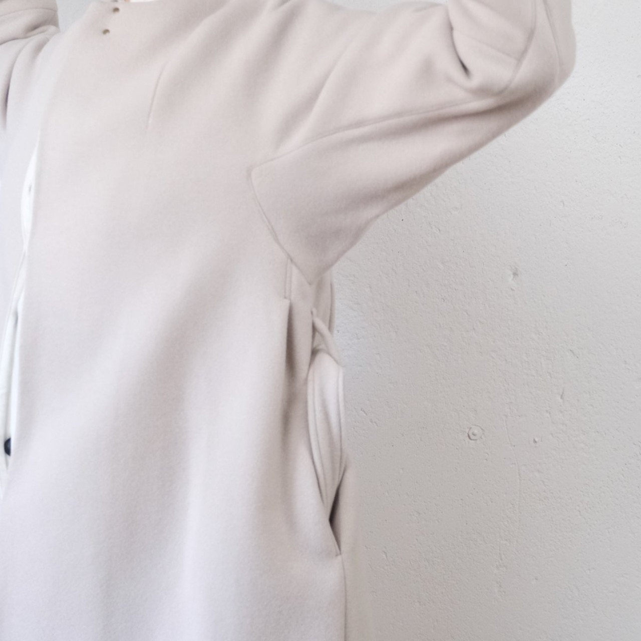 suzuki takayuki (スズキタカユキ)no-collar coat ラウンドネック コート/ アイスグレー